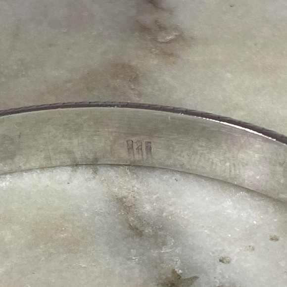 925 STERLING SILVER VINTAGE etched design silver bangle - Picture 5 of 8